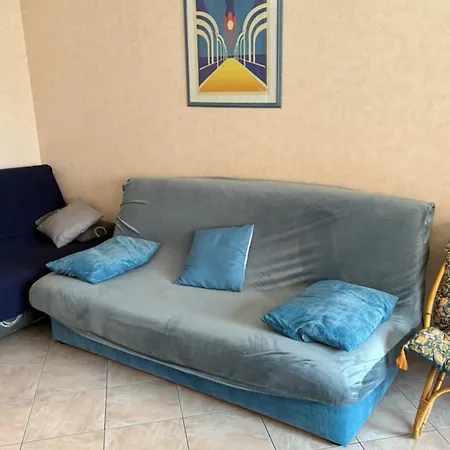 דירה With Terrace Near The Of *